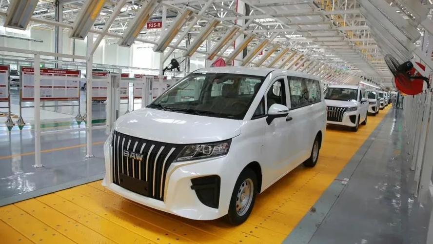 北京汽车制造厂王牌下线mpv做出面包车范就是这么自信